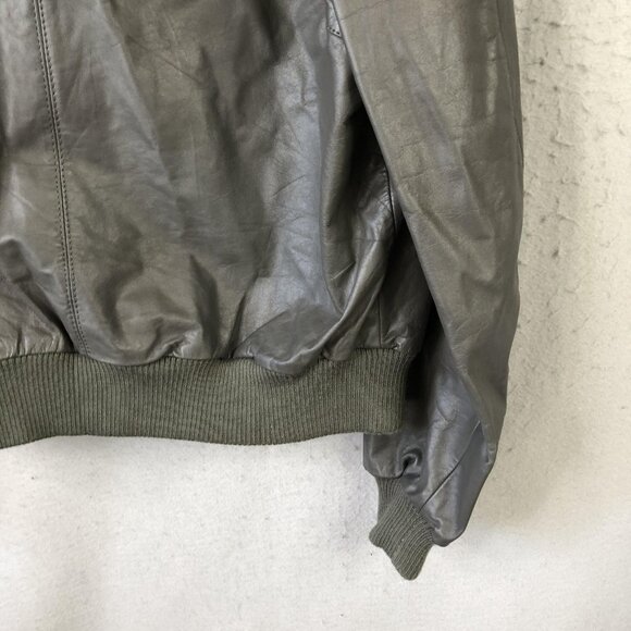 Vintage Members Only Jacket Mens 46 Gray Leather Bomber Moto Epaulets 80s - Picture 16 of 16